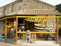 Tam Tam Surfshop - Route de Santamanza - 20169 Bonifacio