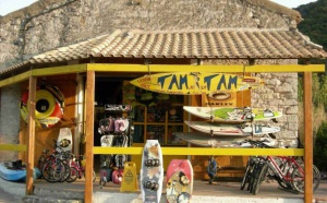 Rejoindre Tam Tam Surfshop à Bonifacio